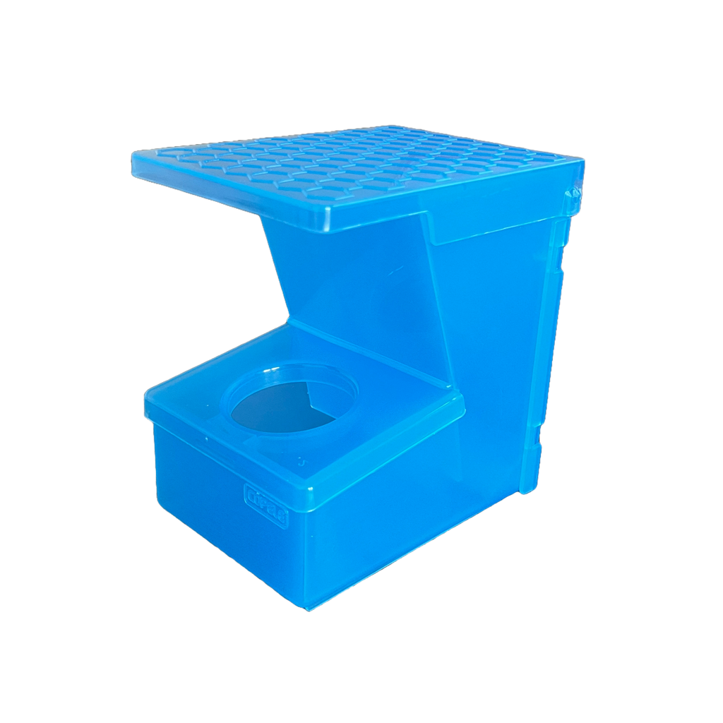 One Hole Feeder for Pigeons (Copele) - Quality Pigeon Feeder